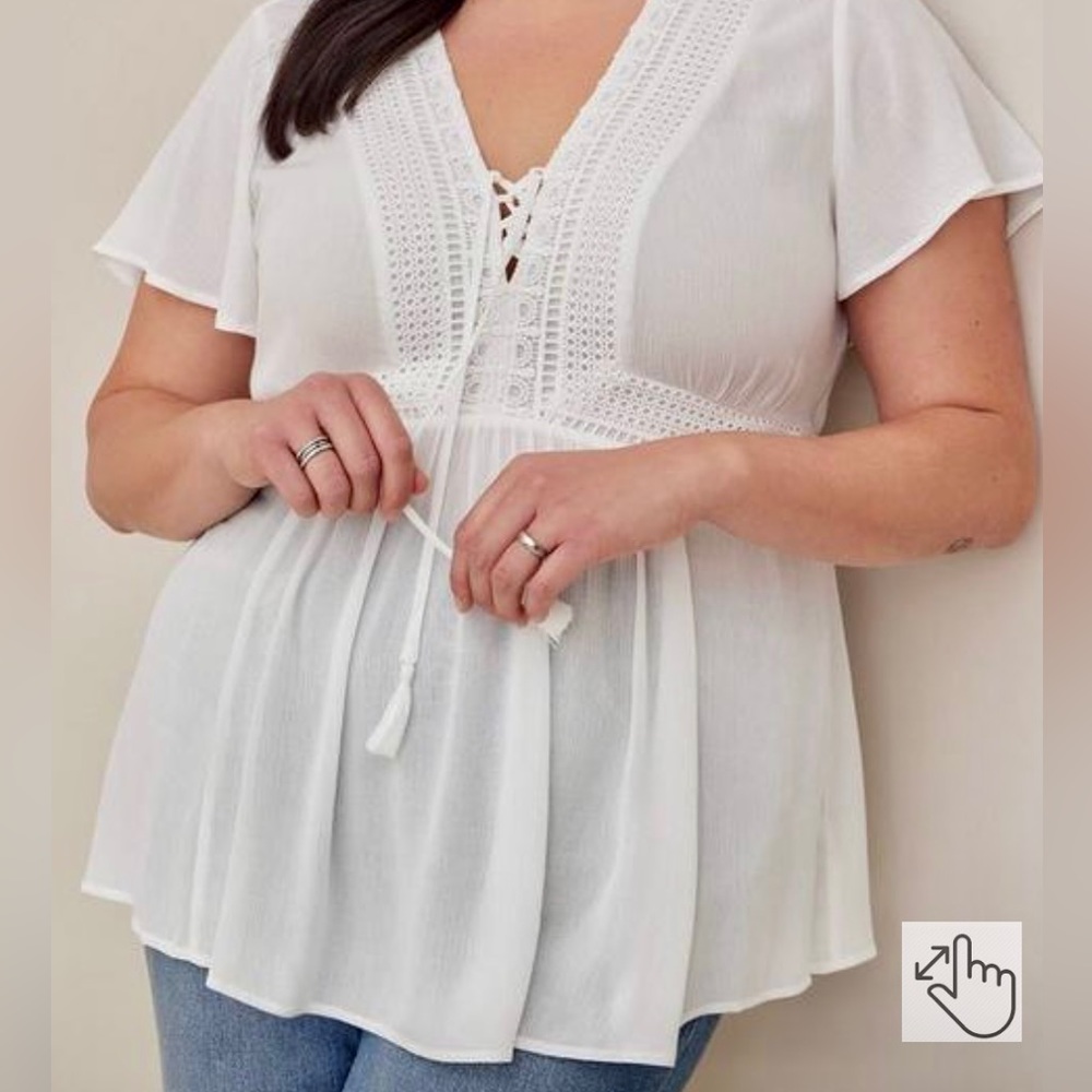 Torrid Sz.1 - Boho White Crinkle Gauze Top  Excellent Condition